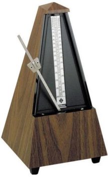 Wittner 803M, Metronome Pyramid shape Walnut brown matt