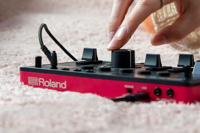Roland E-4 BLOCK VOCAL - Voice Transformer