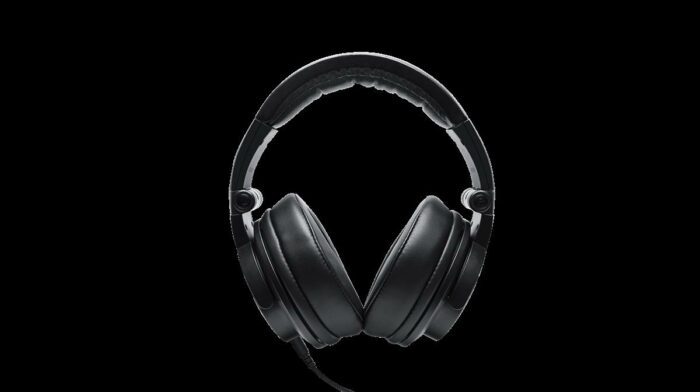 Mackie MC-150 - Professional Closed-Back Headphones