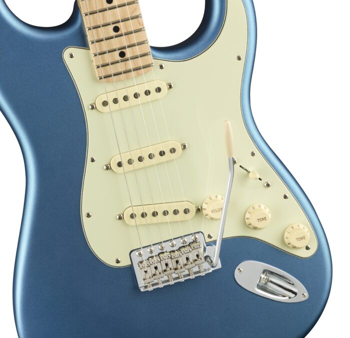 Fender American Performer Stratocaster, Maple Fingerboard, Satin Lake Placid Blue