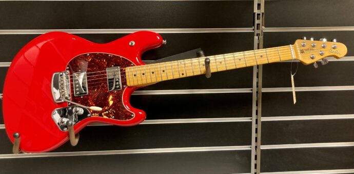 MusicMan Stingray RS