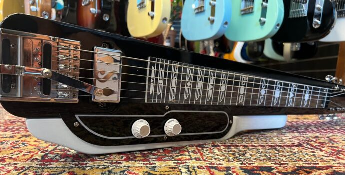Supro Lap Steel 1466BW Jet Airliner