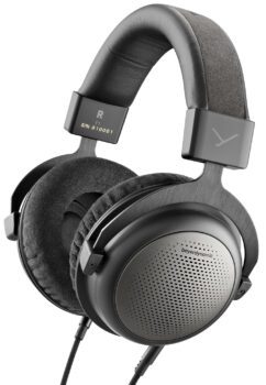 Beyerdynamic T1 (3rd generation)