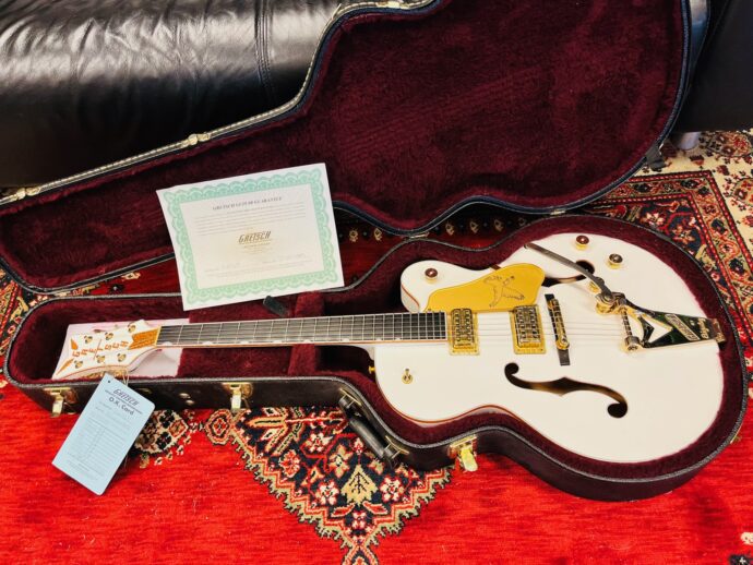 Gretsch White Falcon Players Edition 6136T