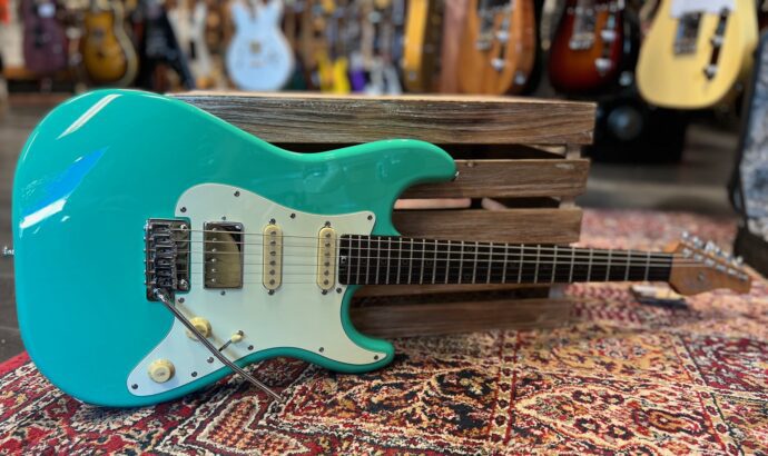 Schecter Nick Johnston HSS Atomic Green
