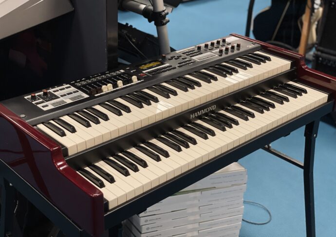 Hammond sk2 on sale for sale