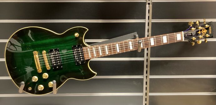 Yamaha SG700S