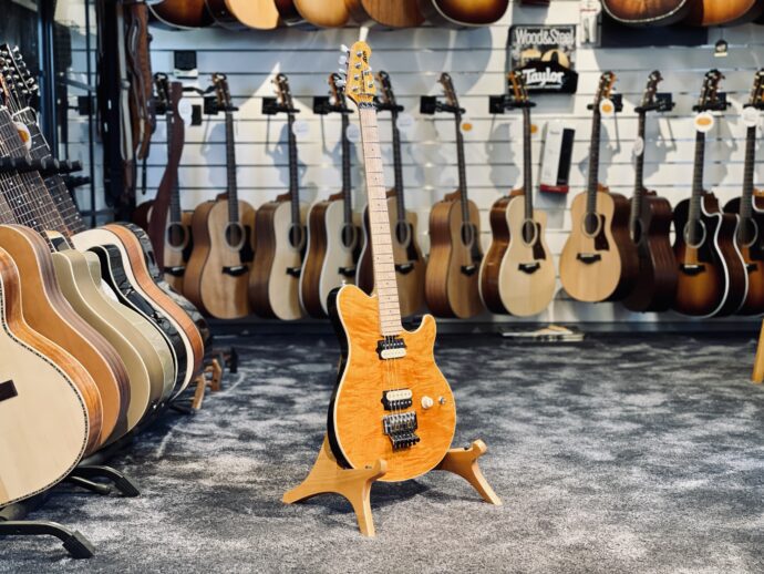 Ernie Ball Music Man Axis 2014
