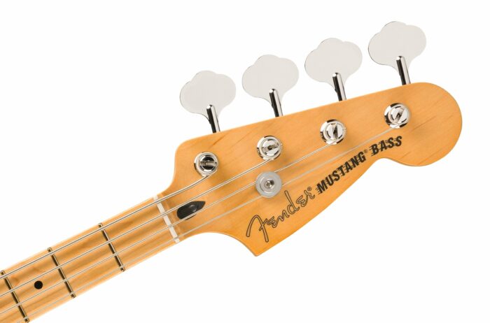 Fender Player II Mustang Bass PJ, Maple Fingerboard, 3-Color Sunburst