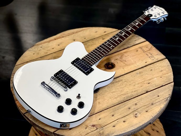 Washburn WI26 Joe Trohman
