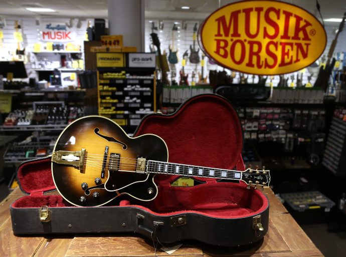 Begagnad Gibson L-5 CES från 1979 hos Musikbörsen i Göteborg