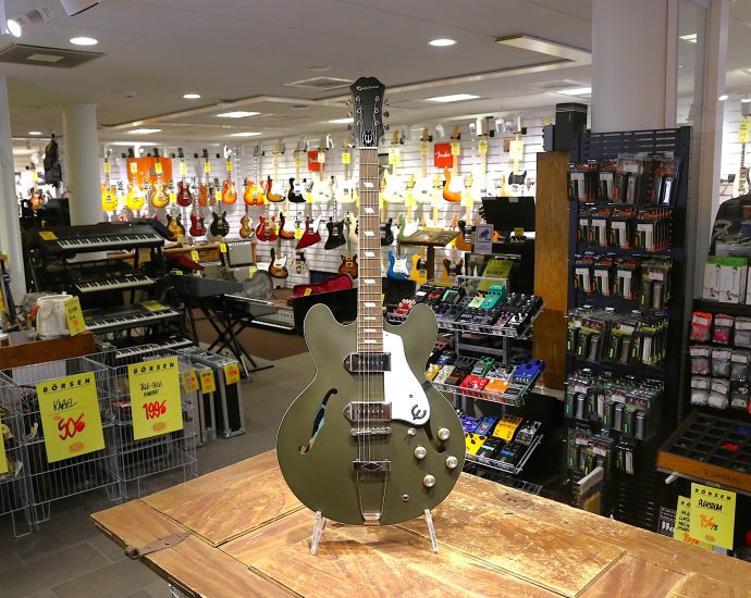 Begagnad Epiphone Casino Faded Olive Drab Green hos Musikbörsen i Göteborg