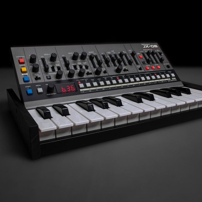 Roland JX-08