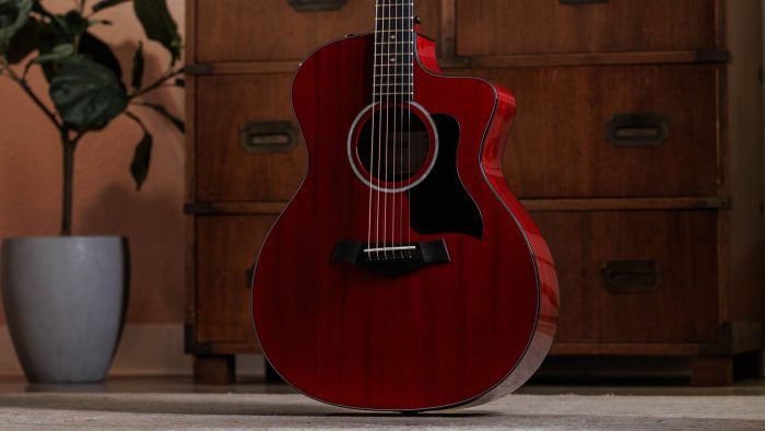 Taylor 224ce Special Edition Red