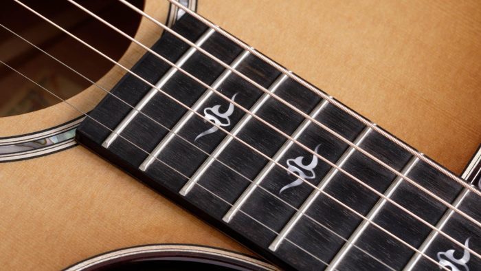 Taylor 512ce 12-Fret,Urban Ironbark/Torrefied Sitka