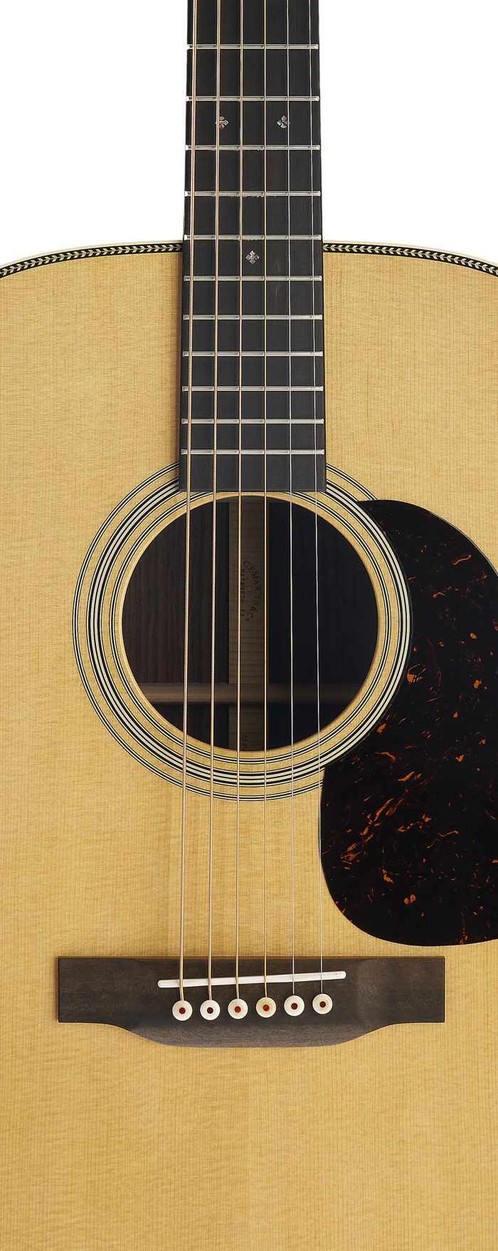 Martin HD-28 (2025)