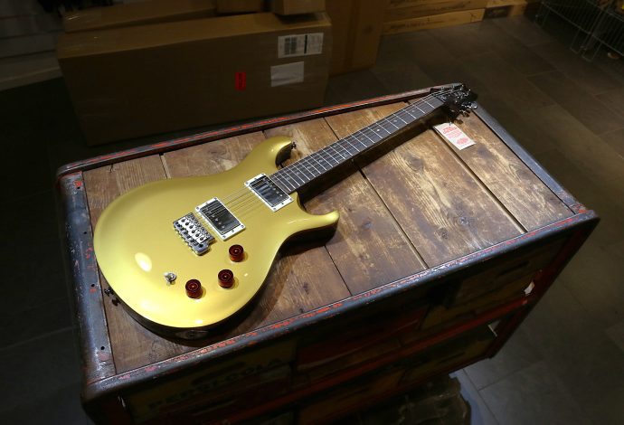 Begagnad PRS SE DGT Goldtop hos Musikbörsen i Göteborg
