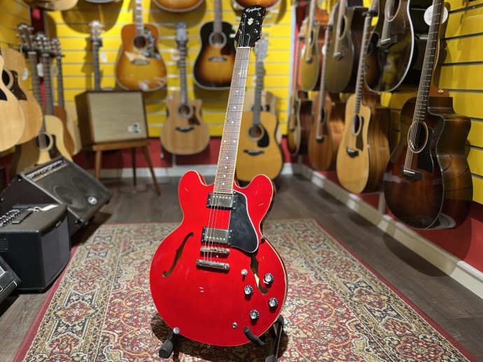 Epiphone ES335 Inspired by Gibson