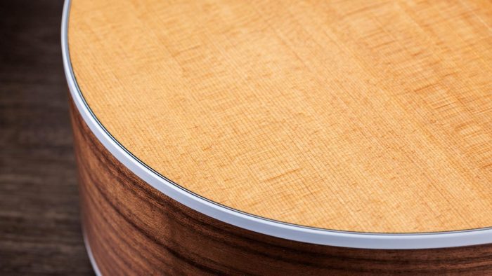 Taylor 212ce