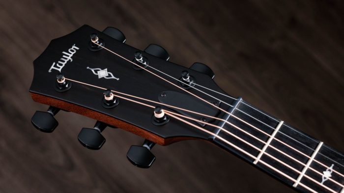 Taylor 324ce