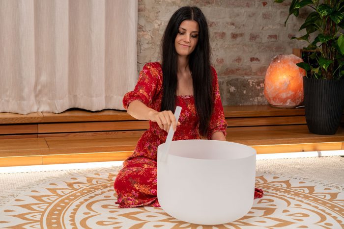 Meinl CSBM16C3 Crystal Singing Bowl 16, 440Hz, Root Chakra E3