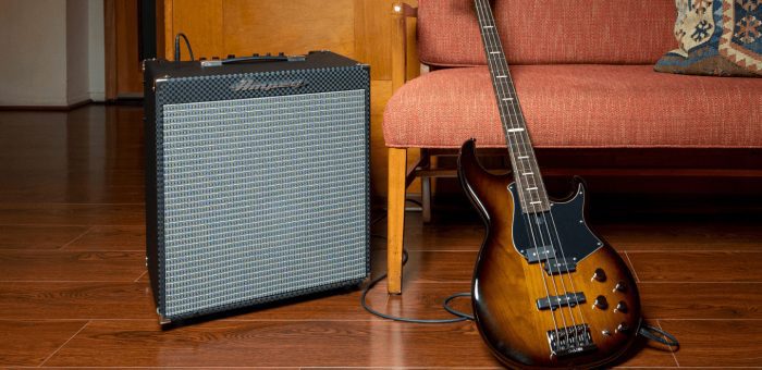 Ampeg Rocket Bass 112 B19-3