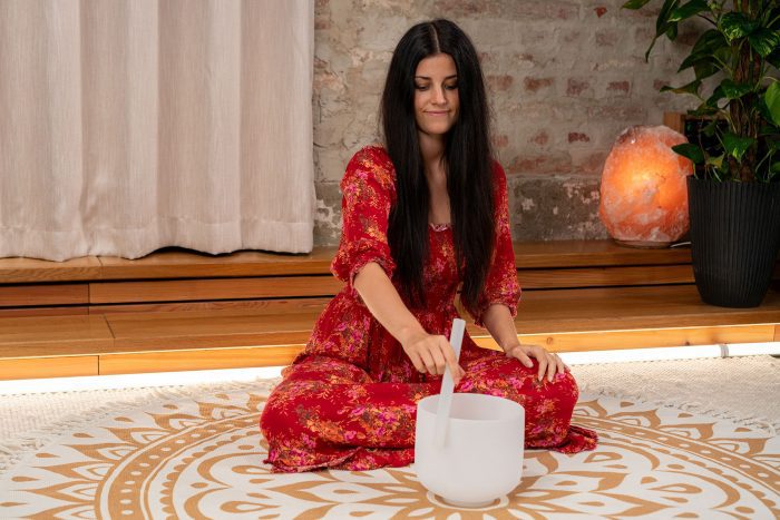 Meinl CSB8C5 Crystal Singing Bowl 8'' / C / 432Hz Root Chakra