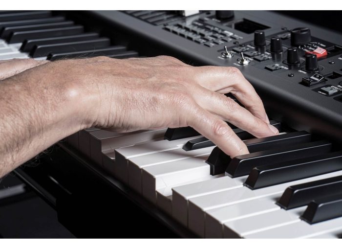 Yamaha YC73