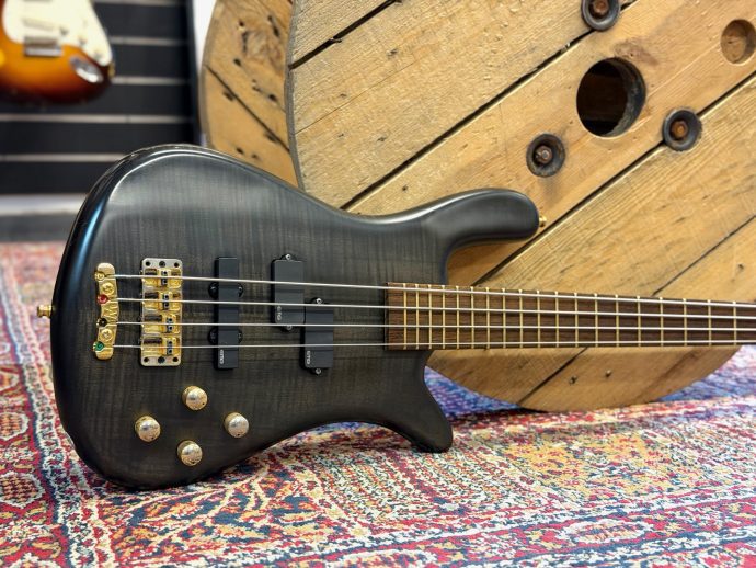 Warwick Streamer LX4