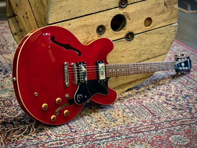 Epiphone ES-335 Dot