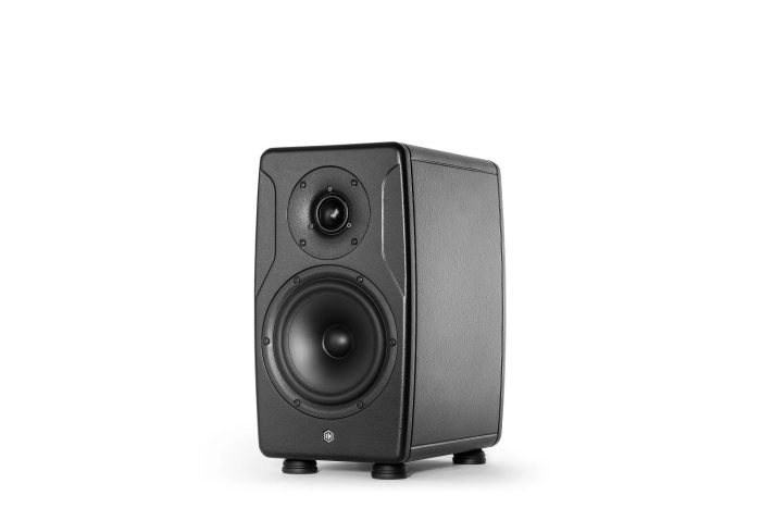 Ik-Multimedia iLoud Precision 6 MKII