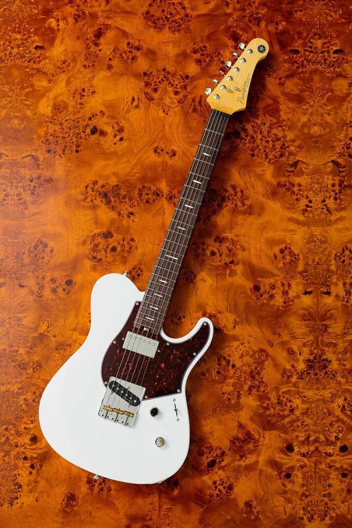 Yamaha PACP11S SHELL WHITE