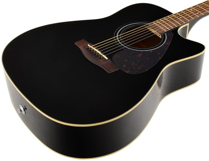 Yamaha FX370CBL02 Black finish