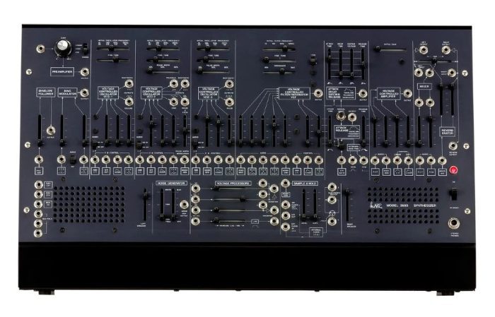 Arp 2600 M 2025