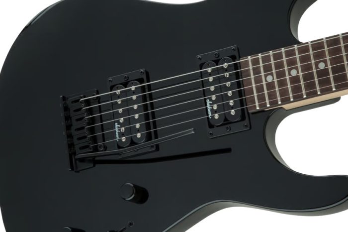 Jackson JS Series Dinky JS11, Amaranth Fingerboard, Gloss Black
