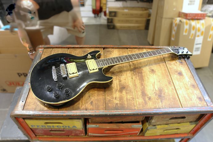 Ibanez Artist AR50 från 1980 hos Musikbörsen i Göteborg