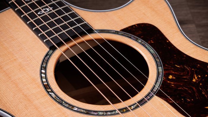 Taylor 512ce Next Generation Cedar/Mahogany