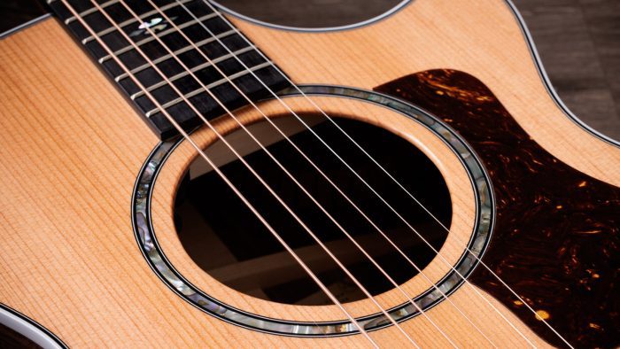 Taylor 712ce Next Generation Cedar/Rosewood