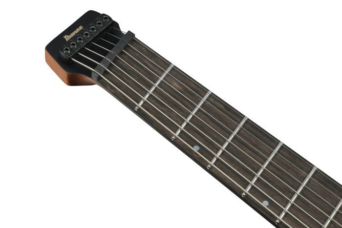 Ibanez QX527B-WK med gigbag, Headless 7-str.