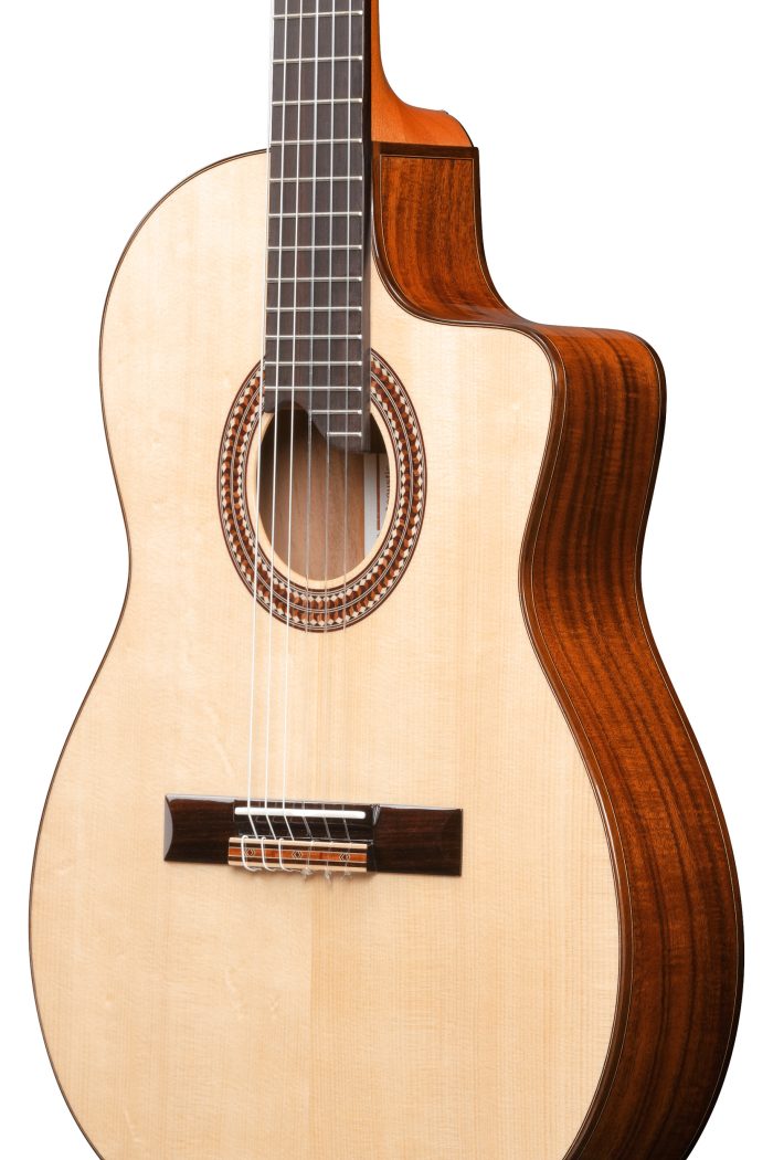 Ibanez GA360TCE-NT med mik. Thinline