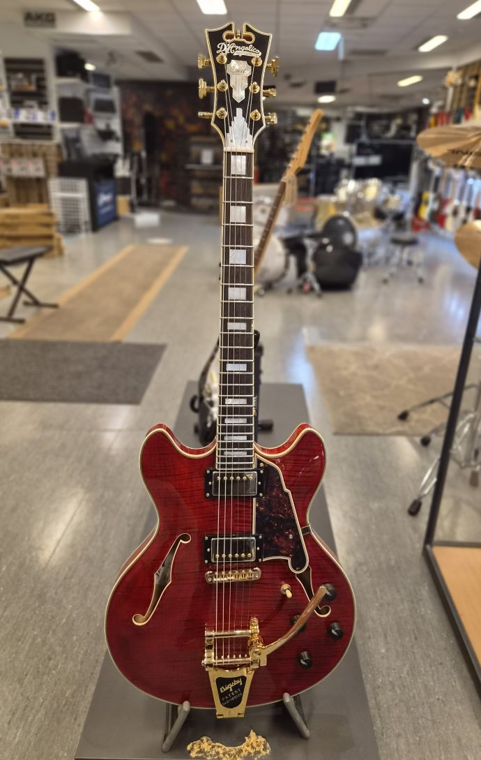 D’Angelico EX-DC TP